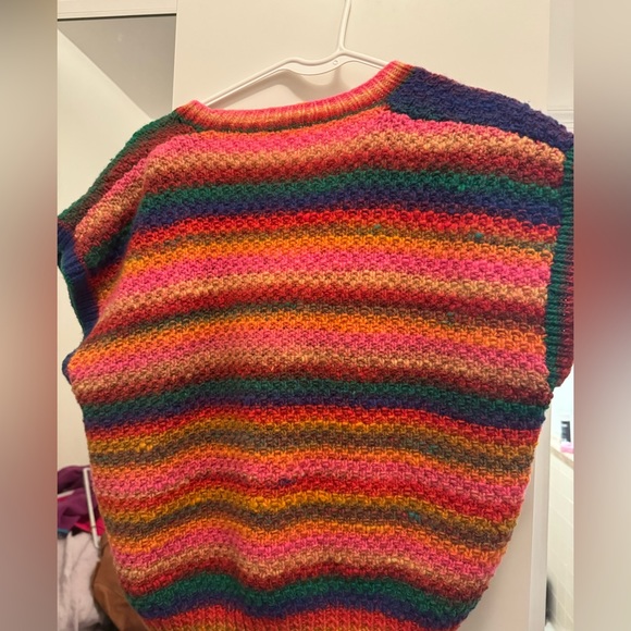 Wool vest - Picture 2 of 2